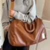 7c82005c-aad3-444a-a7b6-627a86d4c57d-Max-Origin.jpg PU Leather Travel Bag