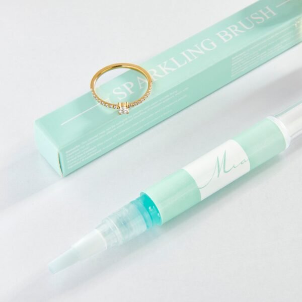 b357c15f-5736-f011-8432-02755ff22ab6_BNETTMIA.jpg Cleaner stick for jewels